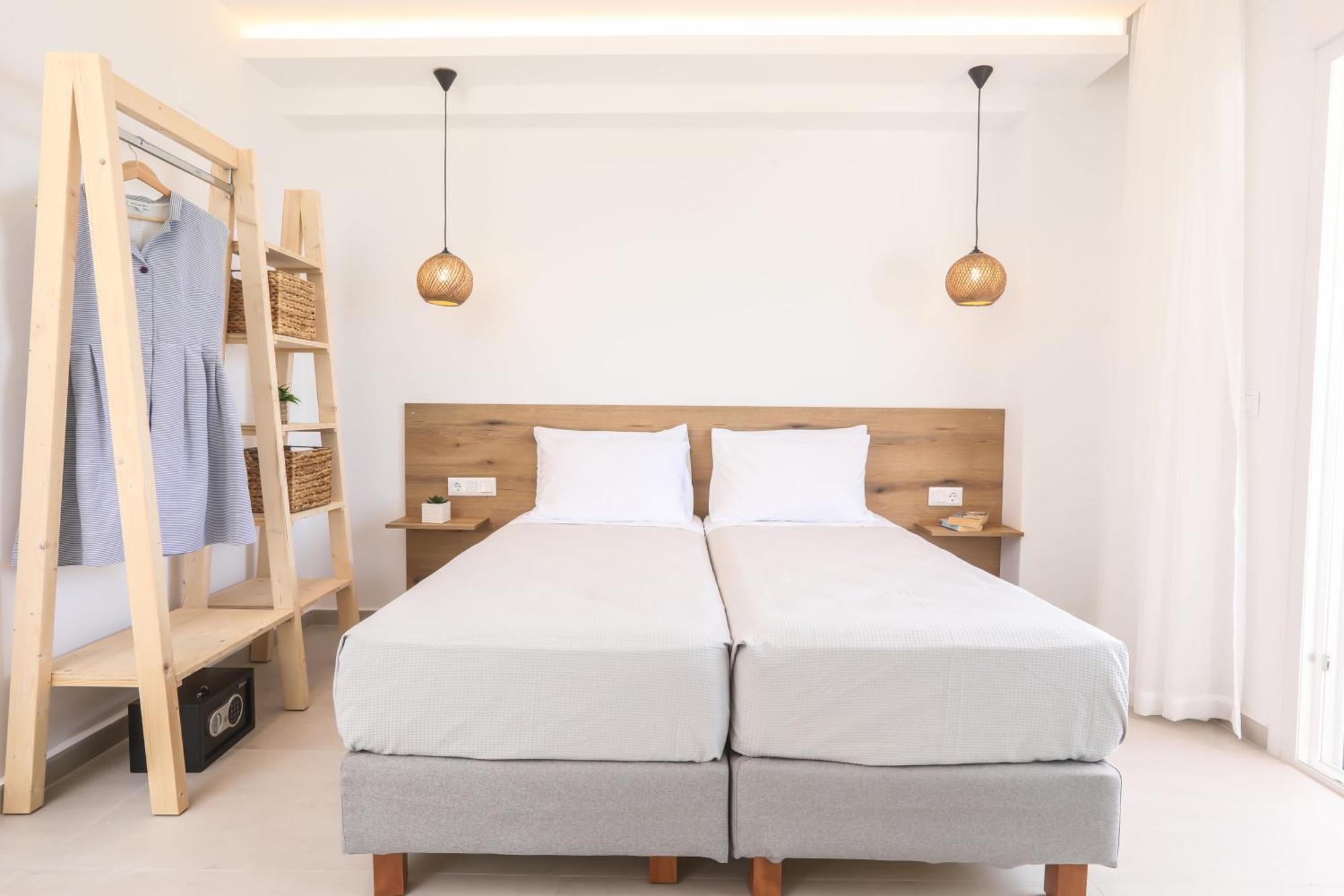 Magdachris Luxury Rooms Agios Georgios Pagon Exterior photo