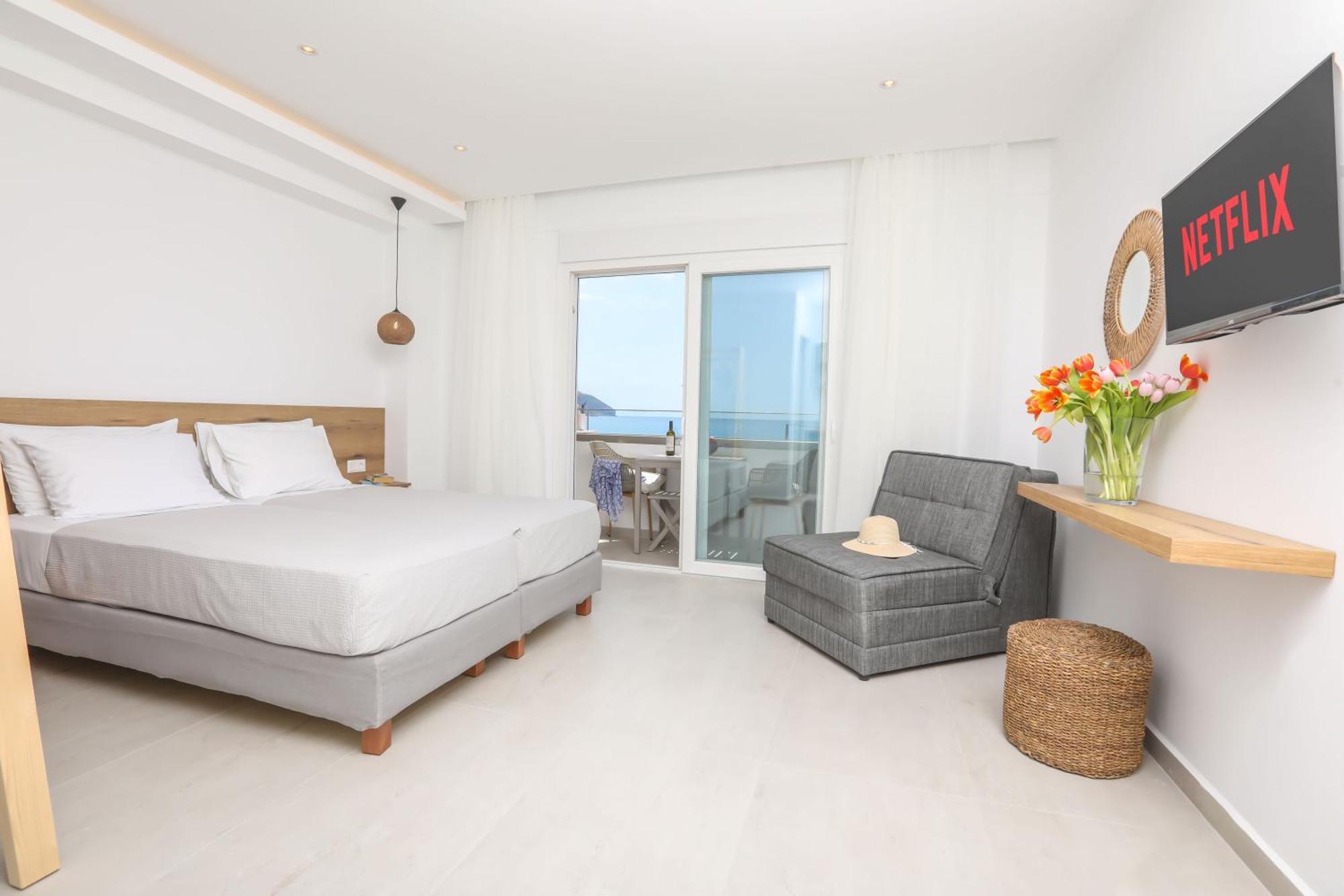 Magdachris Luxury Rooms Agios Georgios Pagon Exterior photo