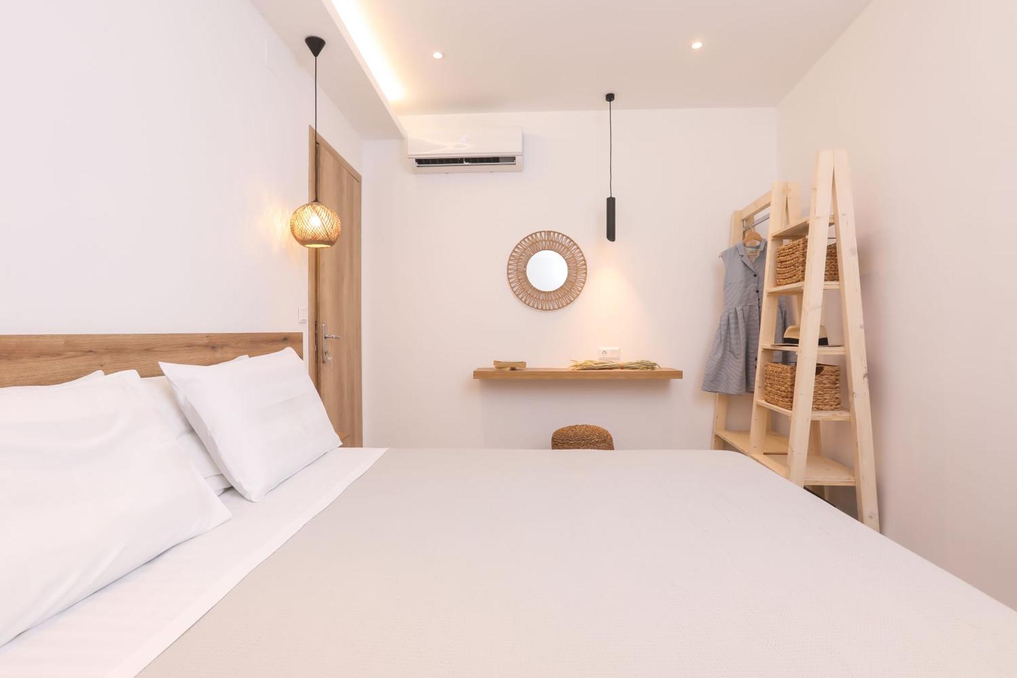 Magdachris Luxury Rooms Agios Georgios Pagon Exterior photo