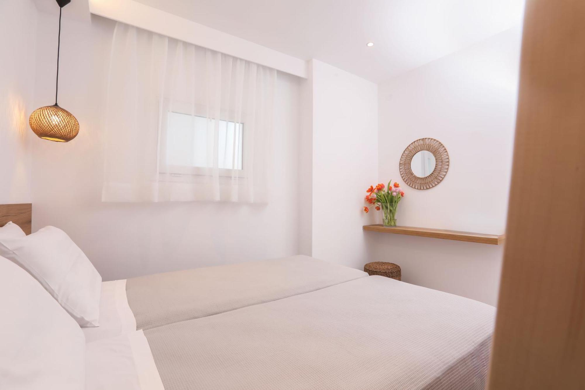 Magdachris Luxury Rooms Agios Georgios Pagon Exterior photo